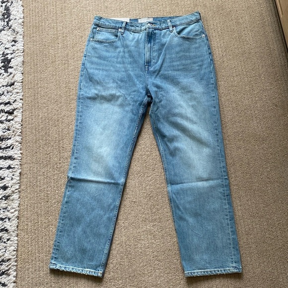 Everlane Denim - Everlane Way High Jean Slim, high-waisted slim Jean light wash size 32
